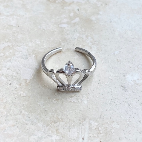 Sterling Silver Crown Toe Ring with CZ - Picture 4 of 8